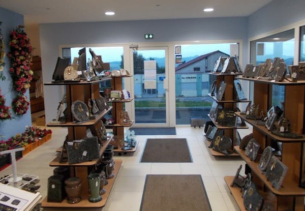 Photographie de la Pompes Funèbres Philippe Poyard de la ville de Saint-Martin-en-Haut