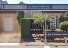 Devanture de Pompes Funèbres et Marbrerie Euréliennes - Dignité Funéraire