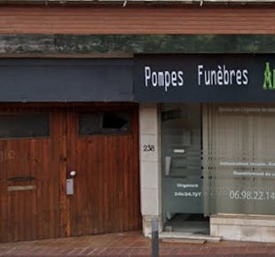`photo de l'établissement de ${name}`