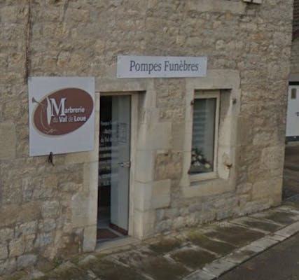 Photographie de la Pompes Funèbres Marbrerie du Val de Loue de la ville de Arc-et-Senans