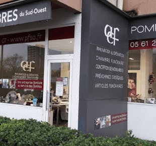 `photo de l'établissement de ${name}`