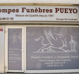`photo de l'établissement de ${name}`