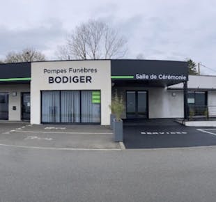 `photo de l'établissement de ${name}`