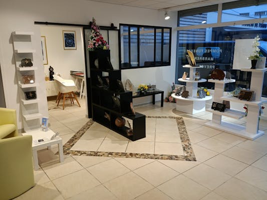 Intérieur agence Services Funéraires Perry 