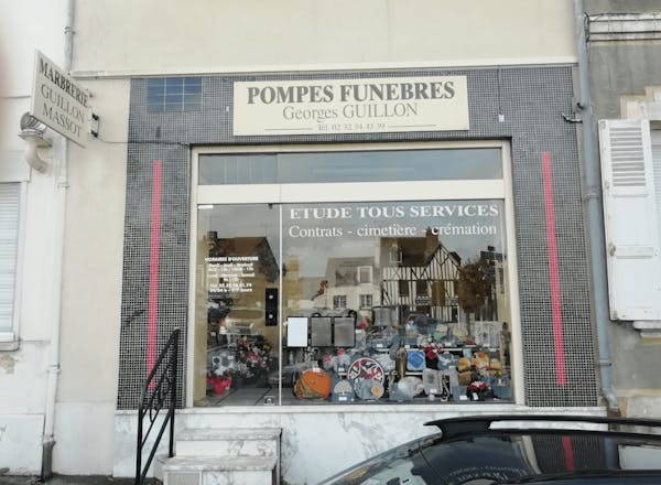 Photographie de la Pompes Funèbres Georges Guillon de Damville