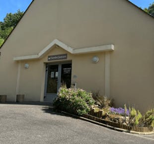 `photo de l'établissement de ${name}`
