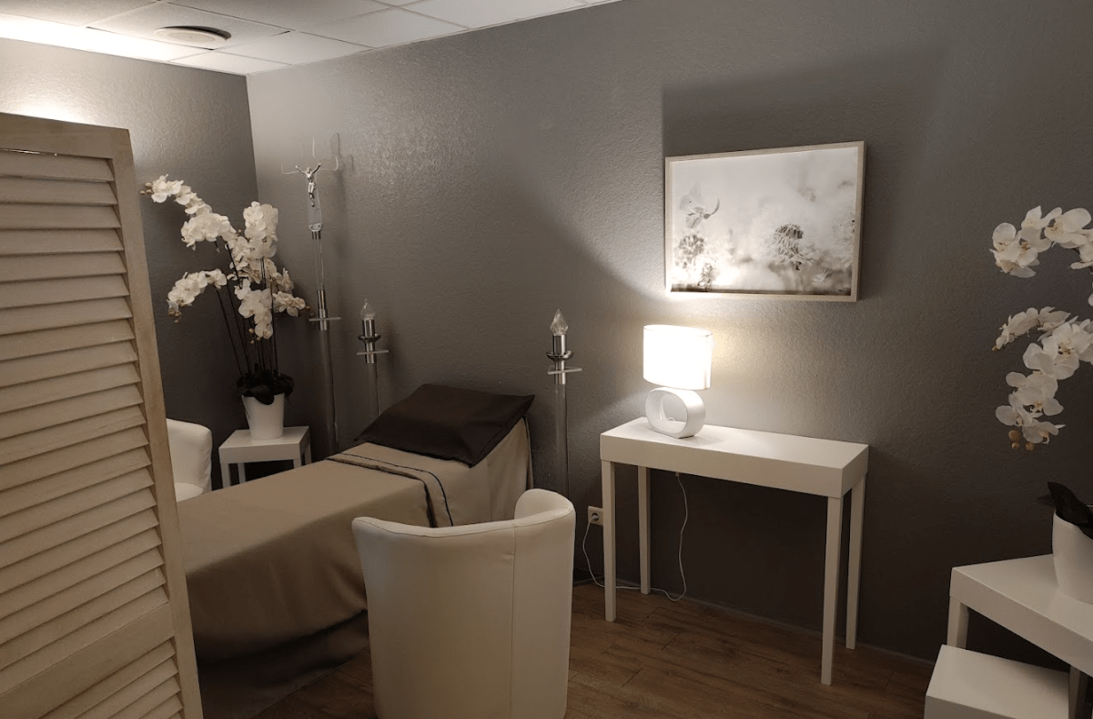 `photo de l'établissement de ${name}`