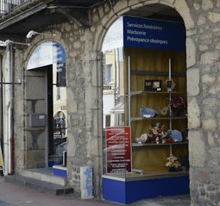 `photo de l'établissement de ${name}`