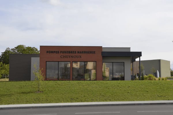 Photographie de la Pompes Funèbres Cheynoux de Vic-le-Comte