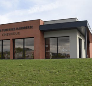 `photo de l'établissement de ${name}`