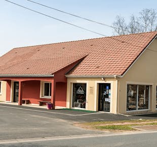 `photo de l'établissement de ${name}`