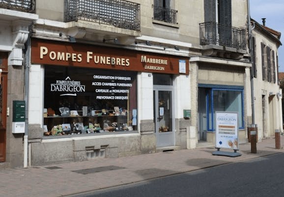 Photographie de la Pompes Funèbres Dabrigeon de Lapalisse