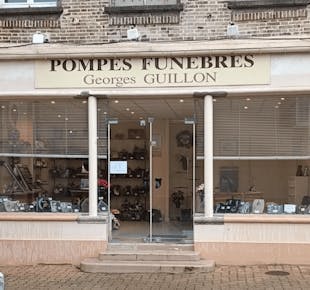 `photo de l'établissement de ${name}`