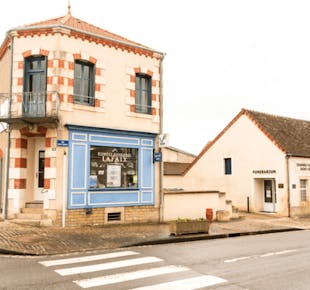 `photo de l'établissement de ${name}`