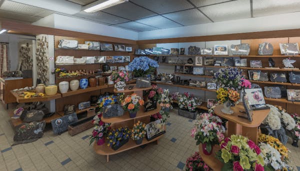 Photographie de la Pompes Funèbres Marbrerie Siaugues de Conches-en-Ouche