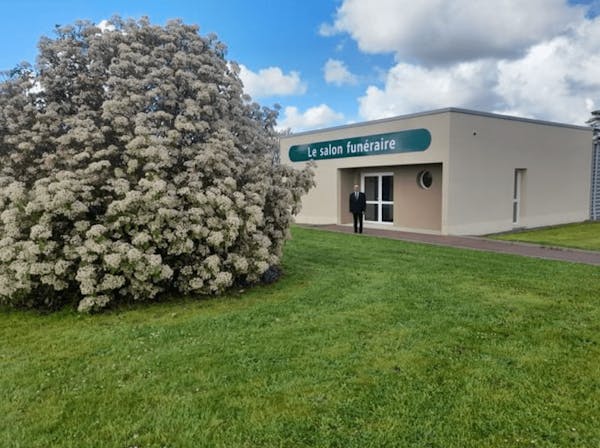 Photographie de la Pompes Funèbres Poulichot de Plougonven