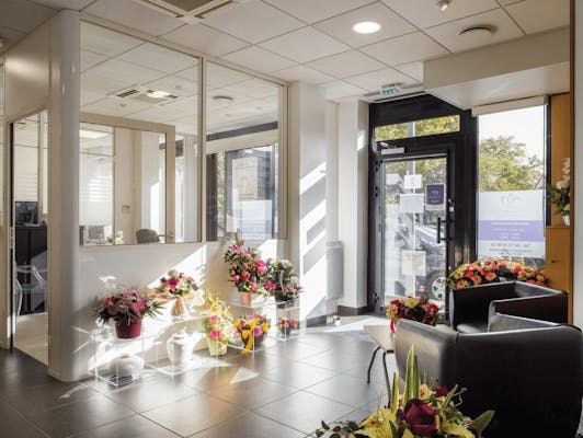 Photographie de la Pôle Funéraire Public de la Métropole de Lyon de Bron