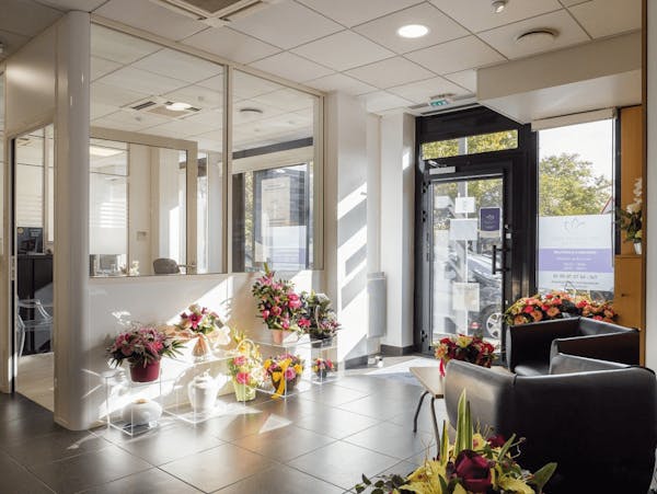 Photographie de la Pôle Funéraire Public de la Métropole de Lyon de Bron