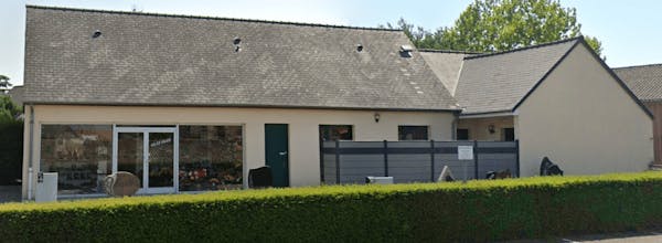 Photographies des Pompes Funèbres Marbrerie Collet de Beaumont-sur-Sarthe