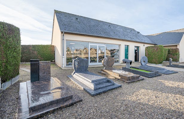 Photographies des Pompes Funèbres Marbrerie Collet de Beaumont-sur-Sarthe