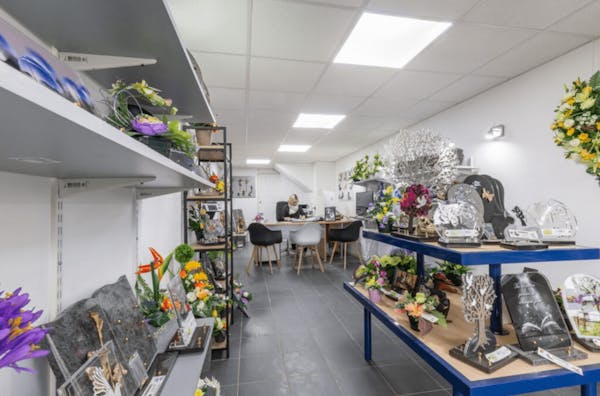 Photographie de la Pompes Funèbres Marbrerie Sanz de Baume-les-Dames