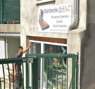 `photo de l'établissement de ${name}`