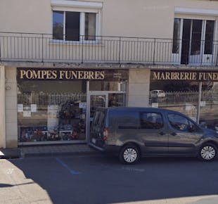 `photo de l'établissement de ${name}`