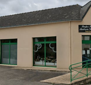 `photo de l'établissement de ${name}`