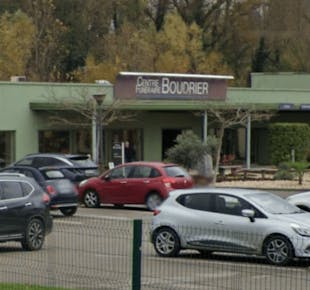 `photo de l'établissement de ${name}`