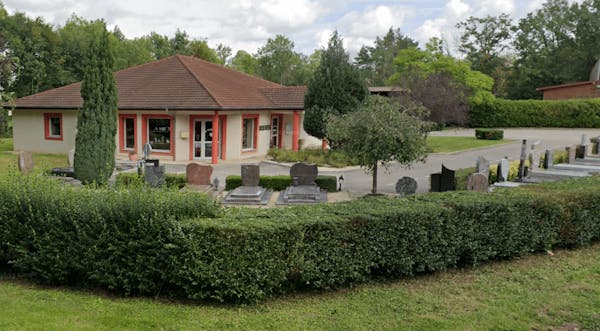 Photographie de Pompes Funèbres ANDRIQUE - REGARD de Pierre-de-Bresse