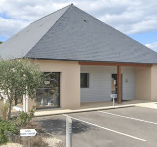 `photo de l'établissement de ${name}`