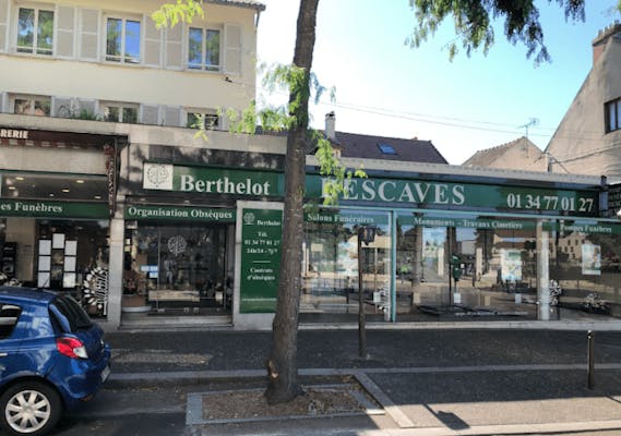 Photographie de Pompes funèbres Marbrerie Descaves de Mantes-la-Jolie