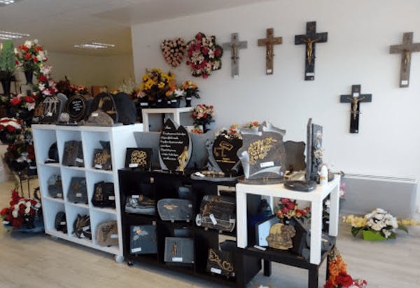 Photographies de la Pompes Funèbres Louchard d'Isigny-sur-Mer