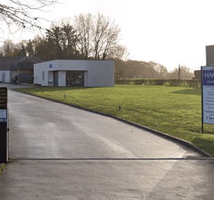 `photo de l'établissement de ${name}`