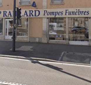 `photo de l'établissement de ${name}`