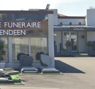 `photo de l'établissement de ${name}`