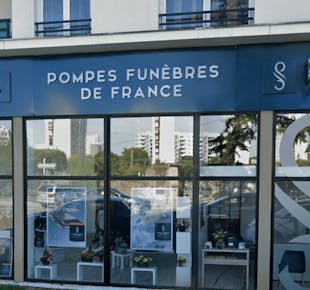 `photo de l'établissement de ${name}`
