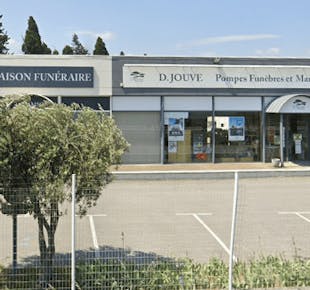 `photo de l'établissement de ${name}`