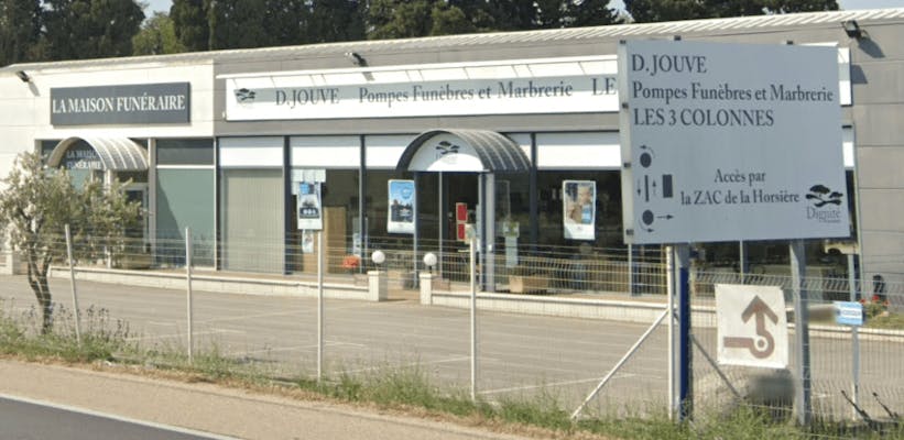 Photographie de Pompes Funèbres Jouve et Marbrerie les 3 Colonnes de Rognonas