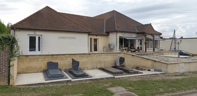 Photographie de la Pompes Funèbres et Marbrerie Bertrand Delatronchette de Aix-en-Othe
