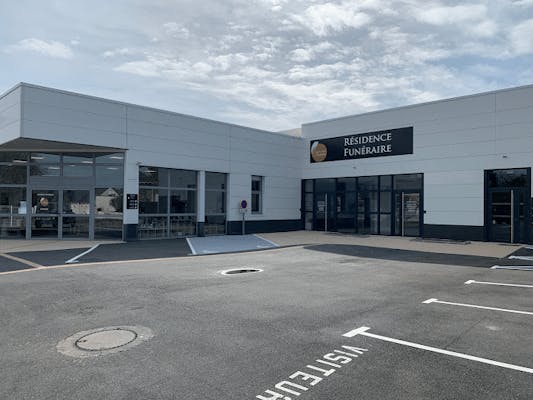 Photographie de la Pompes Funèbres ROBERT - Tradition Funéraire de Sainte-Maure-de-Touraine