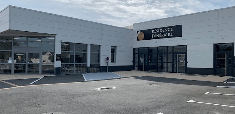 Photographie de la Pompes Funèbres ROBERT - Tradition Funéraire de Sainte-Maure-de-Touraine