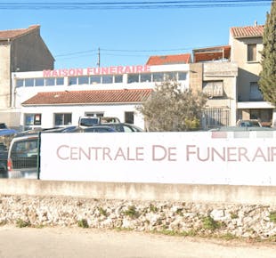 `photo de l'établissement de ${name}`