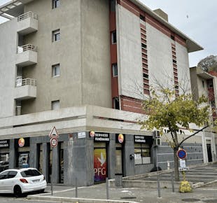 `photo de l'établissement de ${name}`