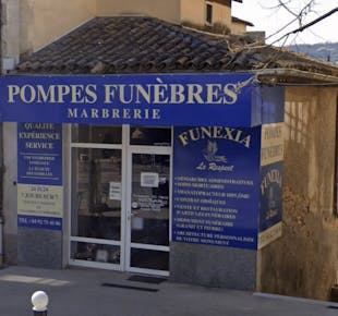 `photo de l'établissement de ${name}`