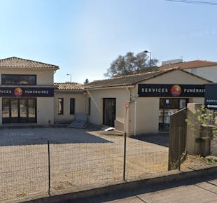 `photo de l'établissement de ${name}`