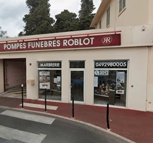 `photo de l'établissement de ${name}`