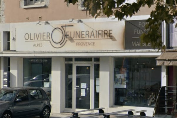 Photographie de l'Olivier Funéraire de Sisteron