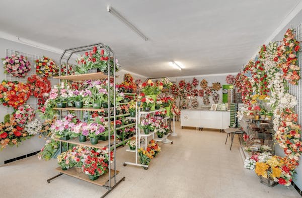 Photographie de la Pompes Funèbres Maison Goua de Robion