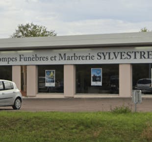 `photo de l'établissement de ${name}`